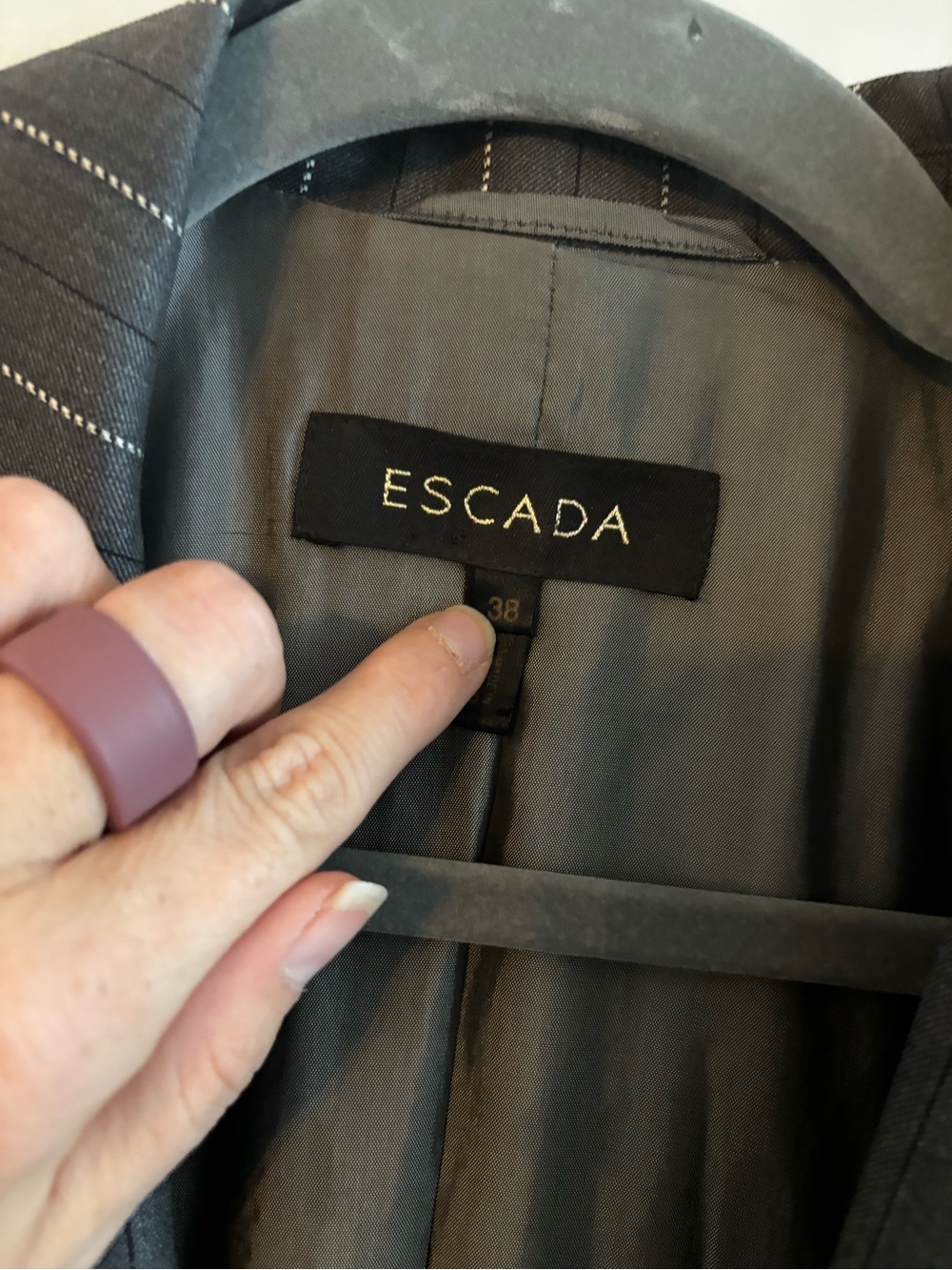 Vintage ESCADA Wool Silk Pinstripe Blazer 38 6/8 - Picture 5 of 8